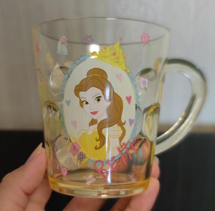 כוסות/ ספלים בדמויות סרטים