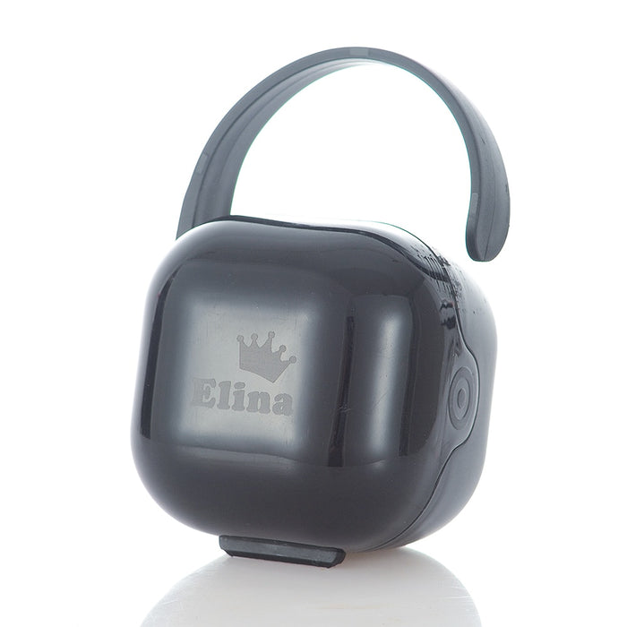 מוצץ וקופסה למוצץ- שם אישי